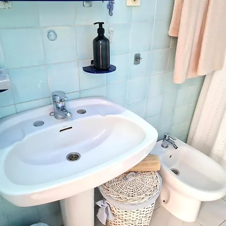 Small Cozy House Susana Дом отдыха
