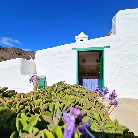 Small Cozy House Susana Mogán